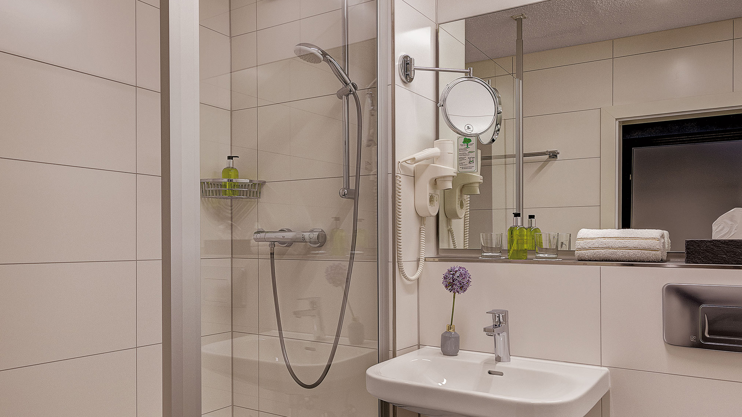Hotel-Central-Hof_Standard_03